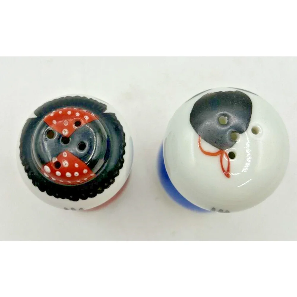 Vintage Retro Salt and Pepper Shakers Boy and Girl Made In Japan U260/19